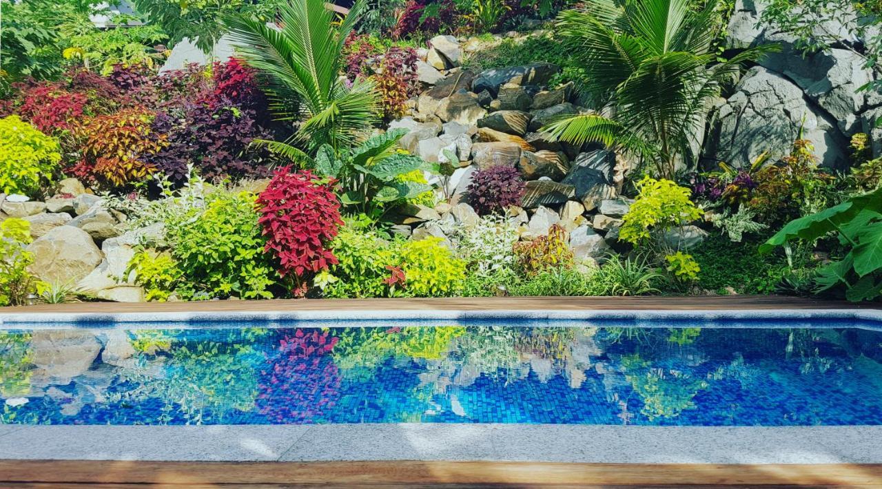 Rainbow Villas Rarotonga Buitenkant foto